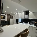 5 Stele Apartament *