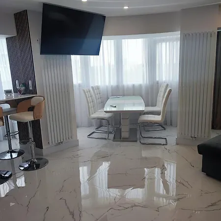 5 Stele Apartamento Bucarest